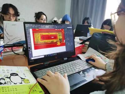 河南基层团建:郑州轻工业大学开展返乡大学生向社区(村)报到活动