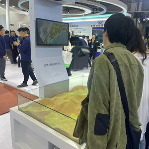 AI心理小屋与VR实验室 黑科技点亮教育装备展